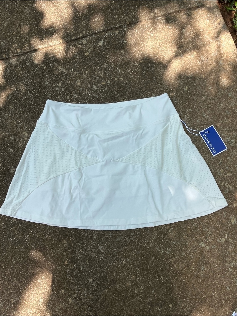 NRW.    Addison Bay White Athletic Tennis Skort with Seam Detailing XL